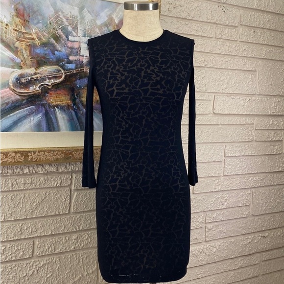 Nicole Miller Dresses & Skirts - Nicole Miller Artelier Burn Out Giraffe Print Dress